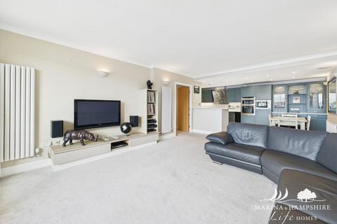 2 bedroom apartment for sale, Oyster Quay, Portsmouth PO6