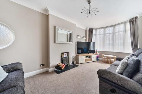4 bedroom detached house for sale, Hartsdown Road, Margate