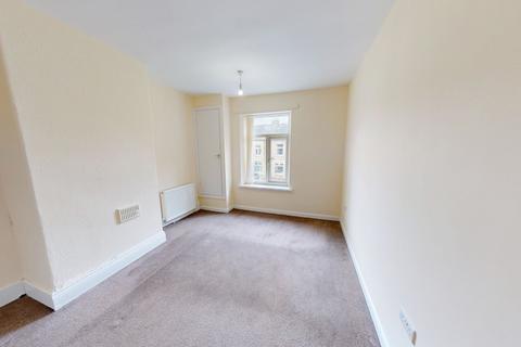 3 bedroom terraced house to rent, Marsland Place, Bradford BD3