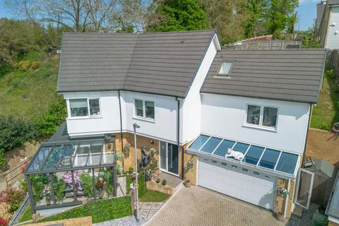 3 bedroom detached house for sale, Moorings Reach, Maidstone ME14
