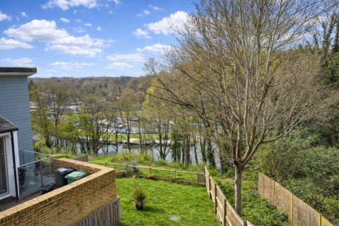 3 bedroom detached house for sale, Moorings Reach, Maidstone ME14