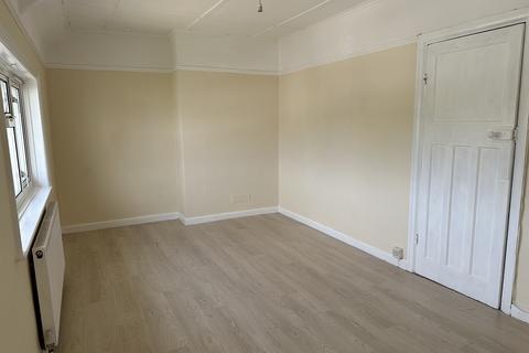 3 Brynawel Terrace, Cwmllynfell, Swansea, SA9 2YT
