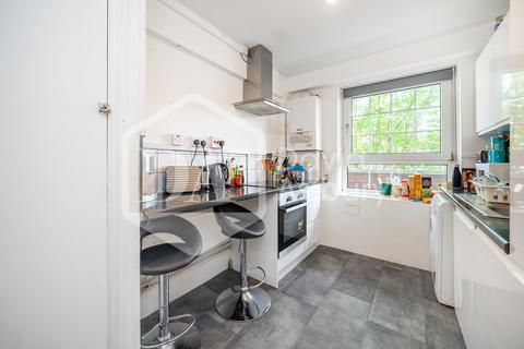 4 bedroom apartment to rent, Peckwater Street, Kentish Town, London