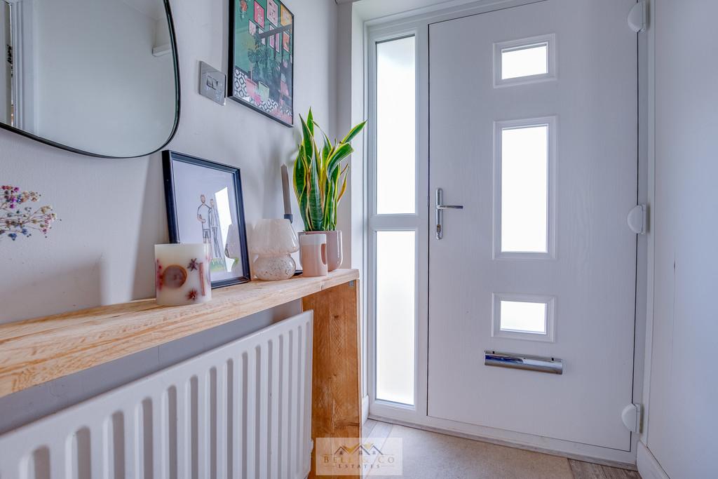 Entrance hall 1.1