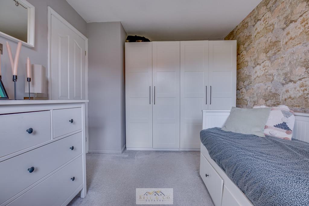 Bedroom 2.3