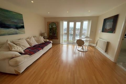 2 bedroom apartment for sale, Pier Road, Littlehampton