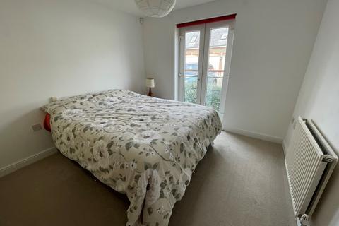 2 bedroom apartment for sale, Pier Road, Littlehampton