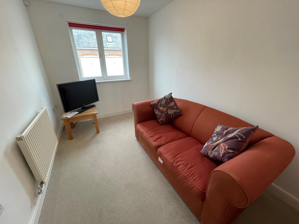 Flat 21 County Wharf Bedroom 2