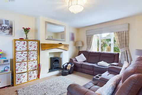 5 Hollyfield Crescent, Sutton Coldfield, B75 7SW