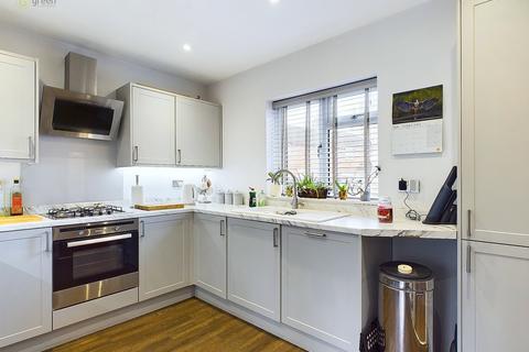 5 Hollyfield Crescent, Sutton Coldfield, B75 7SW