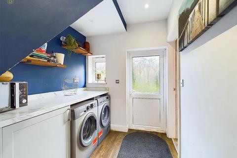 5 Hollyfield Crescent, Sutton Coldfield, B75 7SW
