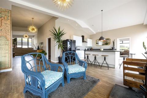 5 bedroom barn conversion for sale, Souldern, North Oxfordshire