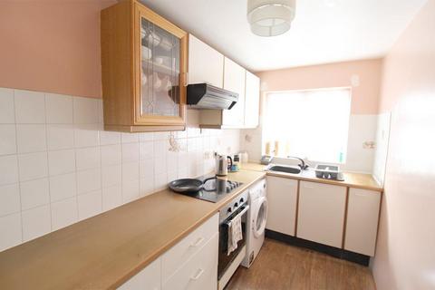 1 bedroom flat for sale, High Street, Pensnett, Brierley Hill