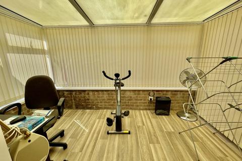 3 bedroom detached bungalow for sale, St Marys Meadows, Gedney