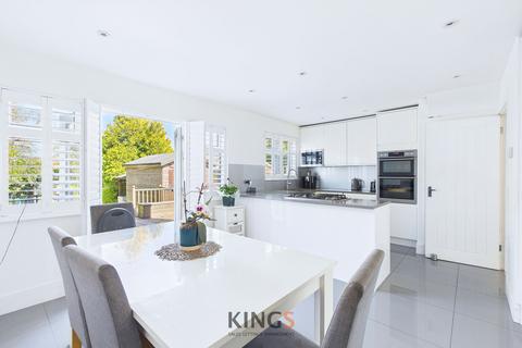 4 bedroom semi-detached house for sale, Southgate Road, Potters Bar EN6