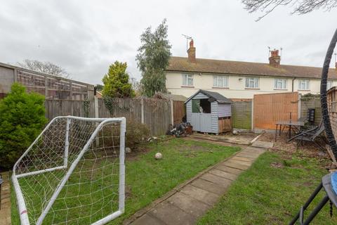 12 Chilham Avenue, Westgate-on-sea, CT8 8HD