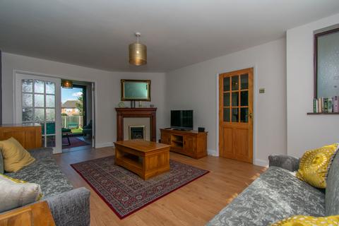 3 bedroom semi-detached house for sale, Heathfield Road, Wigston LE18