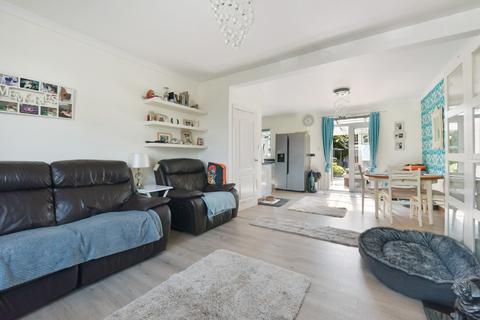 16 Earl Road, Northfleet, Gravesend, DA11 7AF