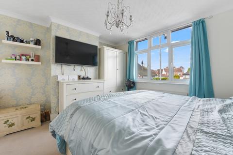 16 Earl Road, Northfleet, Gravesend, DA11 7AF
