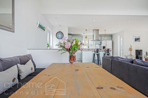 2, Newham Cottages Newham Road, Newham, Truro, TR1 2SU