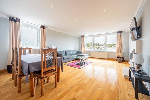 1 bedroom apartment to rent, Sutherland Avenue, Bearsden, Glasgow