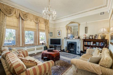 undefined, Arlington Avenue, Leamington Spa, Warwickshire CV32 5UD
