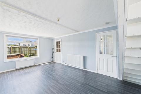 19 Cameron Drive, Auchinleck, Cumnock, KA18 2JE