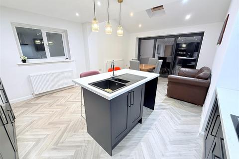 undefined, Walnut Road, Bottesford