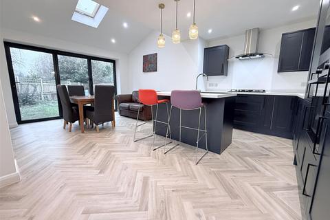 undefined, Walnut Road, Bottesford