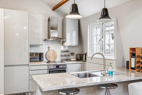 2 bedroom flat for sale, Chesham Street, Belgravia
