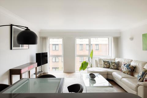 1 bedroom flat for sale, Crown Court, London, WC2B