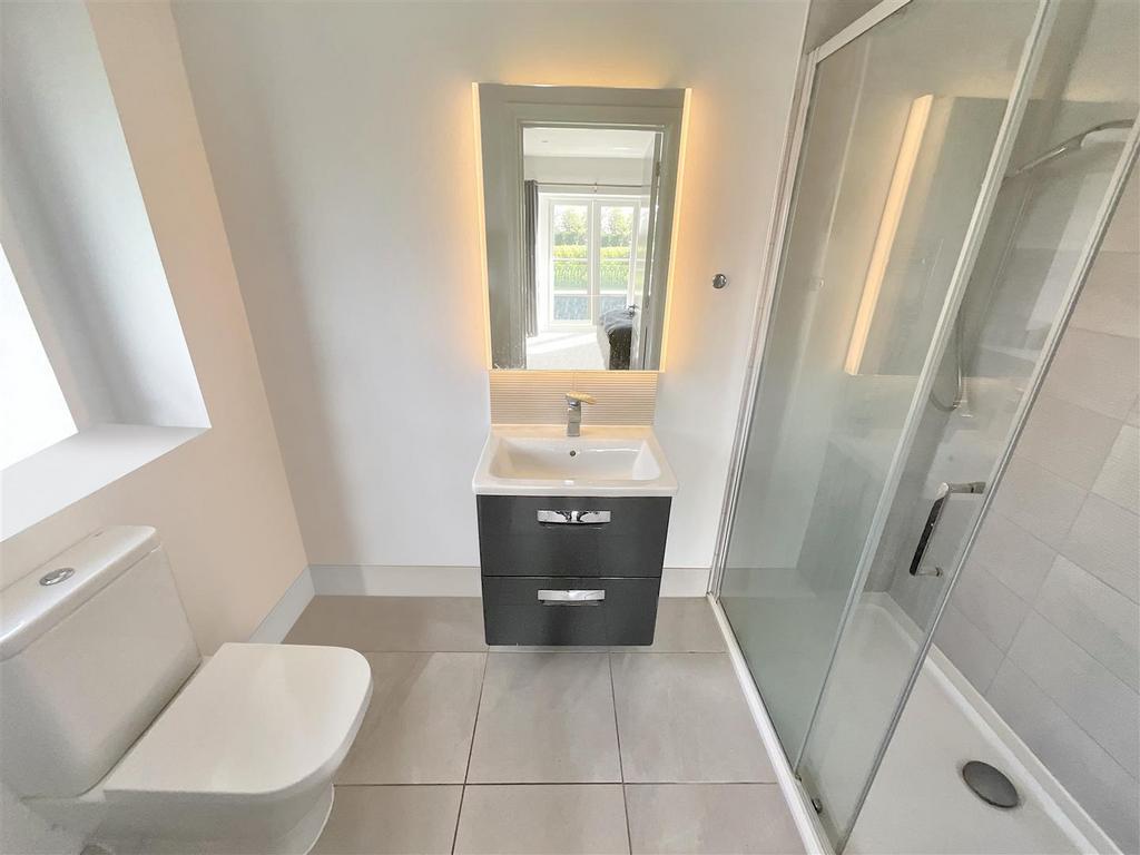 Bedroom Two En-Suite