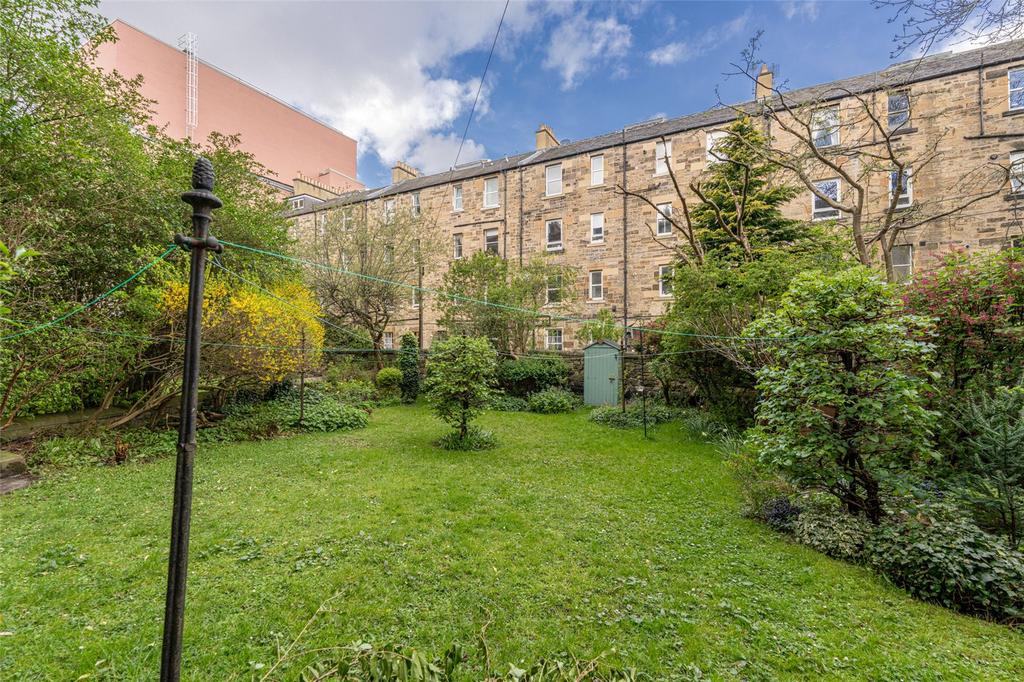 Shared Rear Garden