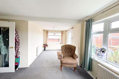 2 bedroom detached bungalow for sale, EPPERSTONE RESIDENTIAL CARAVAN PARK, HUMBERSTON