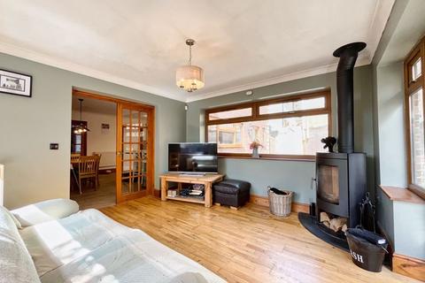 6 The Oaks, Cimla, Neath, SA11 3RJ