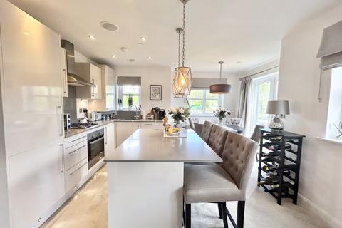 2 bedroom apartment for sale, Lon Y Dderwen, Conwy