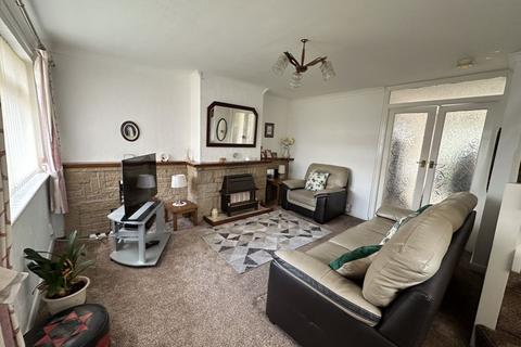 3 bedroom semi-detached house for sale, Birchover Road, Walsall