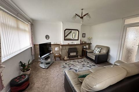 3 bedroom semi-detached house for sale, Birchover Road, Walsall