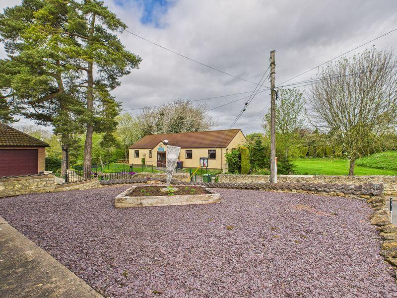 Front garden/feature