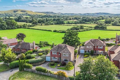 4 bedroom detached house for sale, Tott Hill, Hurstpierpoint
