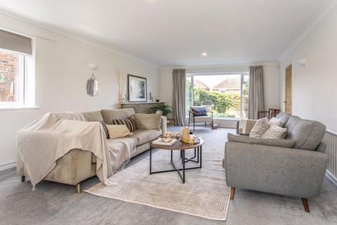 4 bedroom detached house for sale, Wolstonbury Close, Hurstpierpoint