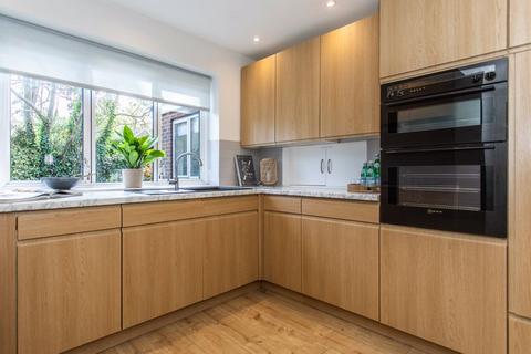 4 bedroom detached house for sale, Wolstonbury Close, Hurstpierpoint