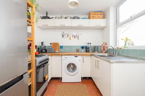 37 Sion Road, Bristol, BS3 3BD