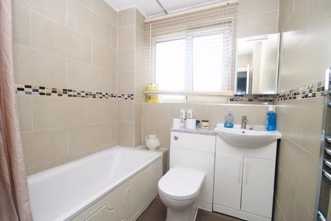 17 Thomas A Beckett Close, Wembley, HA0 2SH