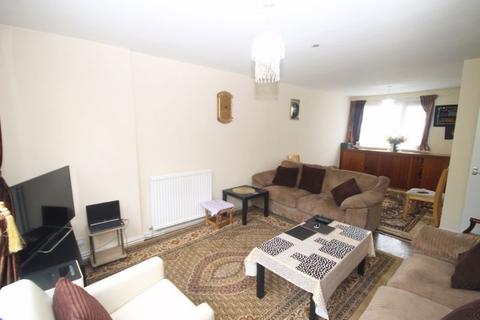 17 Thomas A Beckett Close, Wembley, HA0 2SH