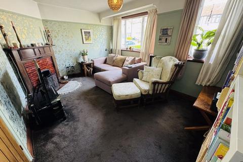 3 bedroom semi-detached house for sale, Clauson Avenue, Northolt