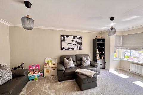 17 Blackstone Heights, Cumnock, KA18 1FJ
