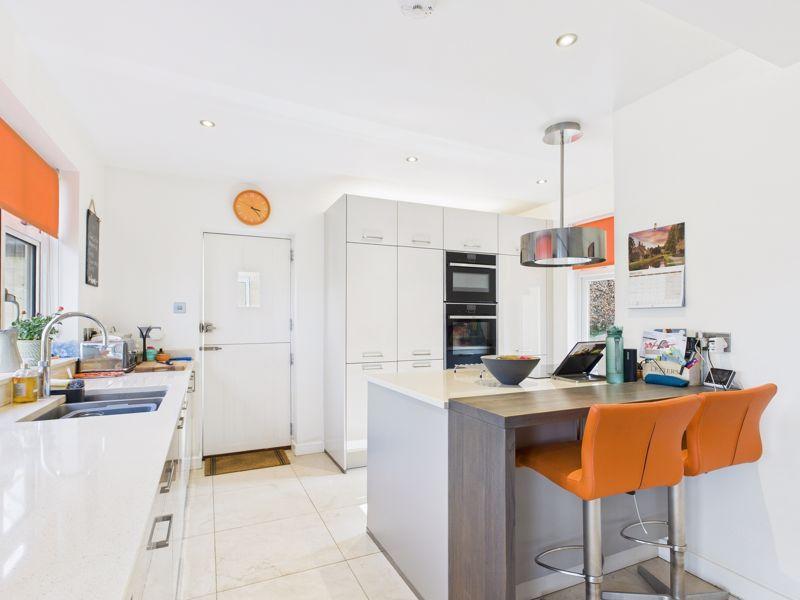 Kitchen diner