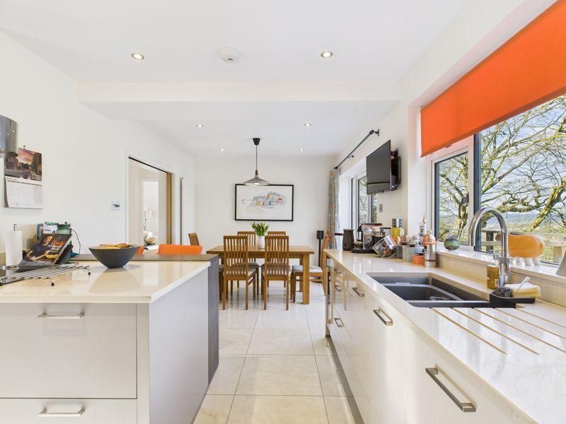 Kitchen diner