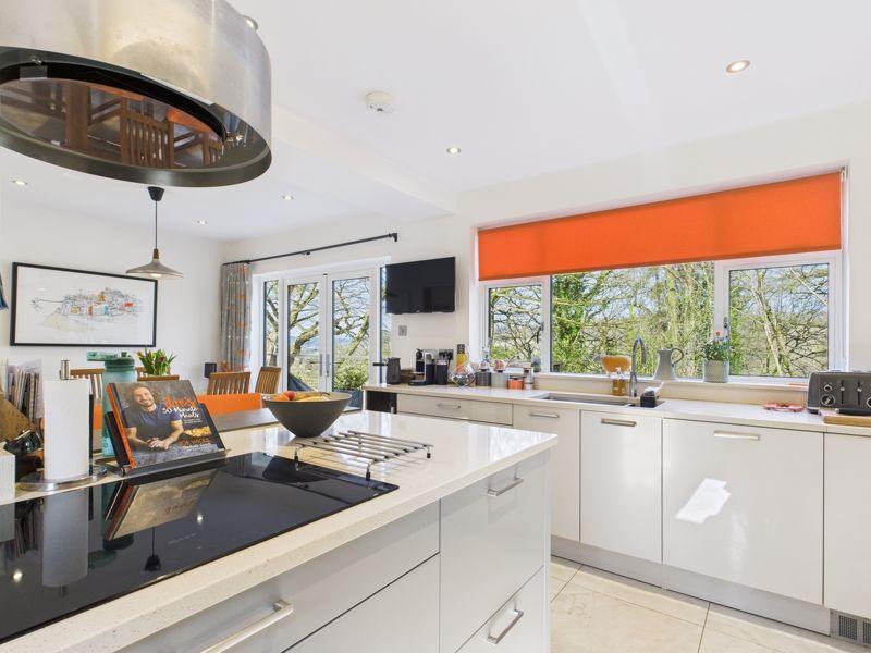 Kitchen diner